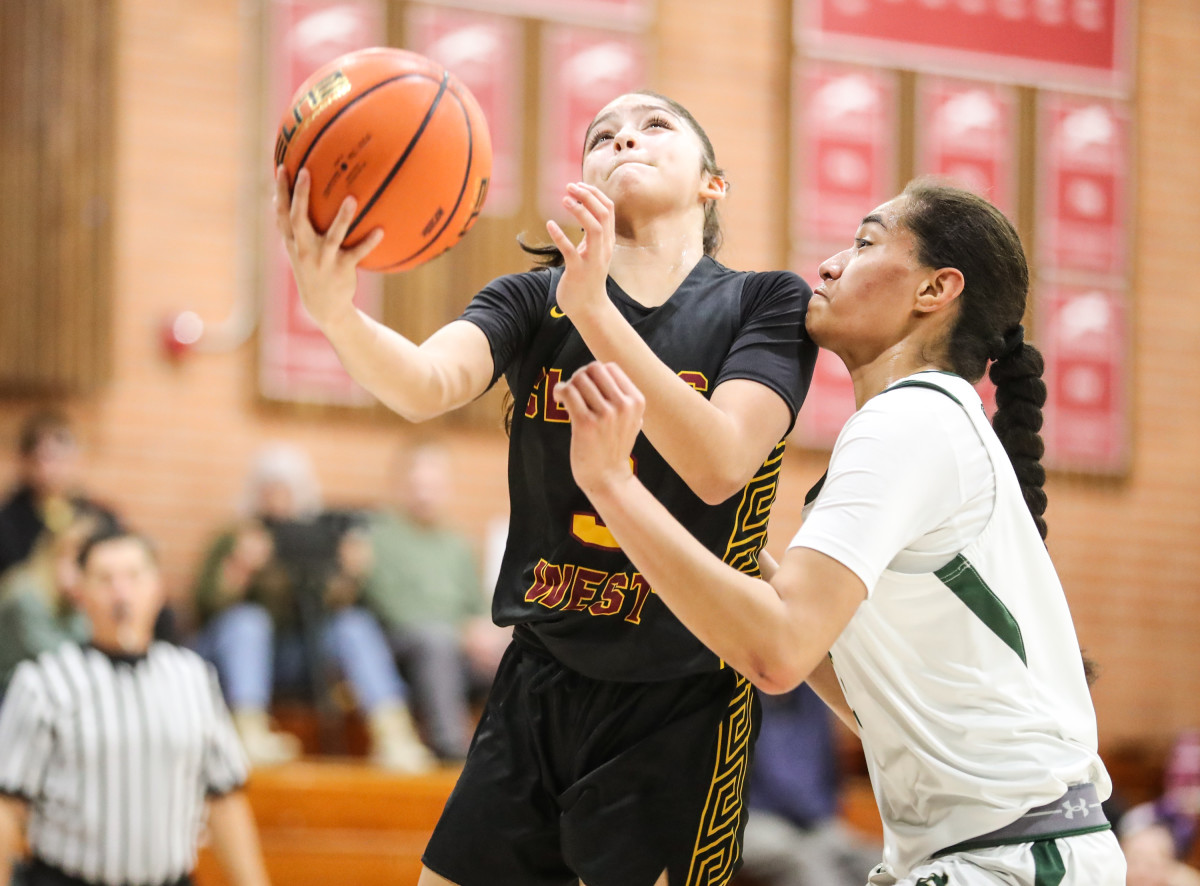 Clovis West freshman Ramie Chatman (3)